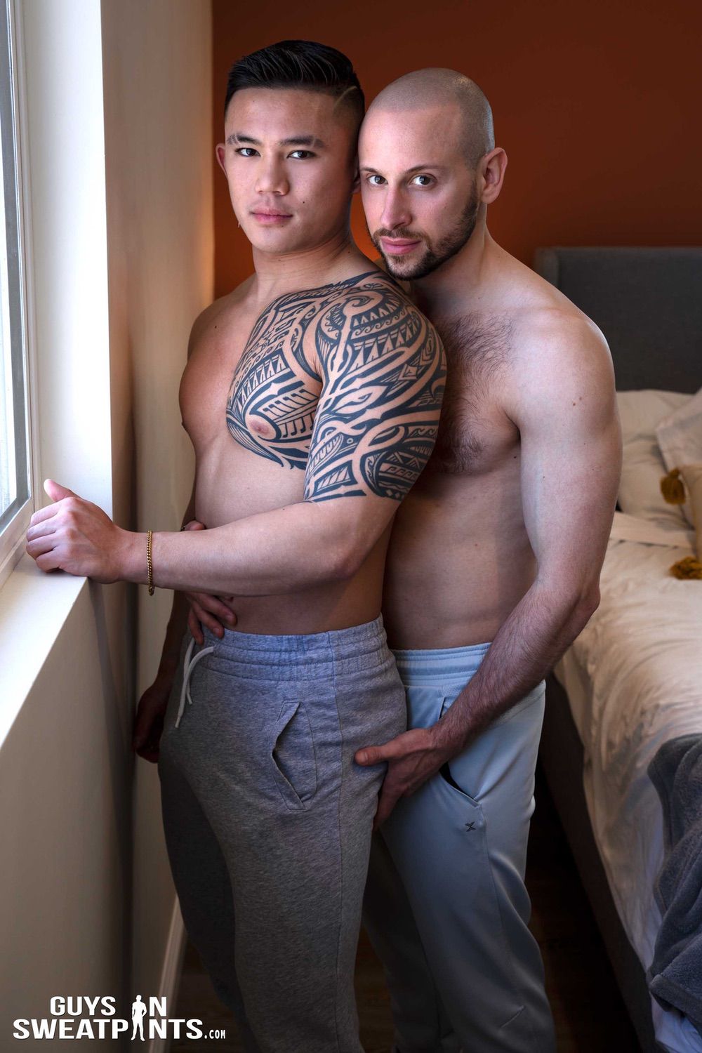 Guys In Sweatpants – Damien Cruz, Lydian Grey