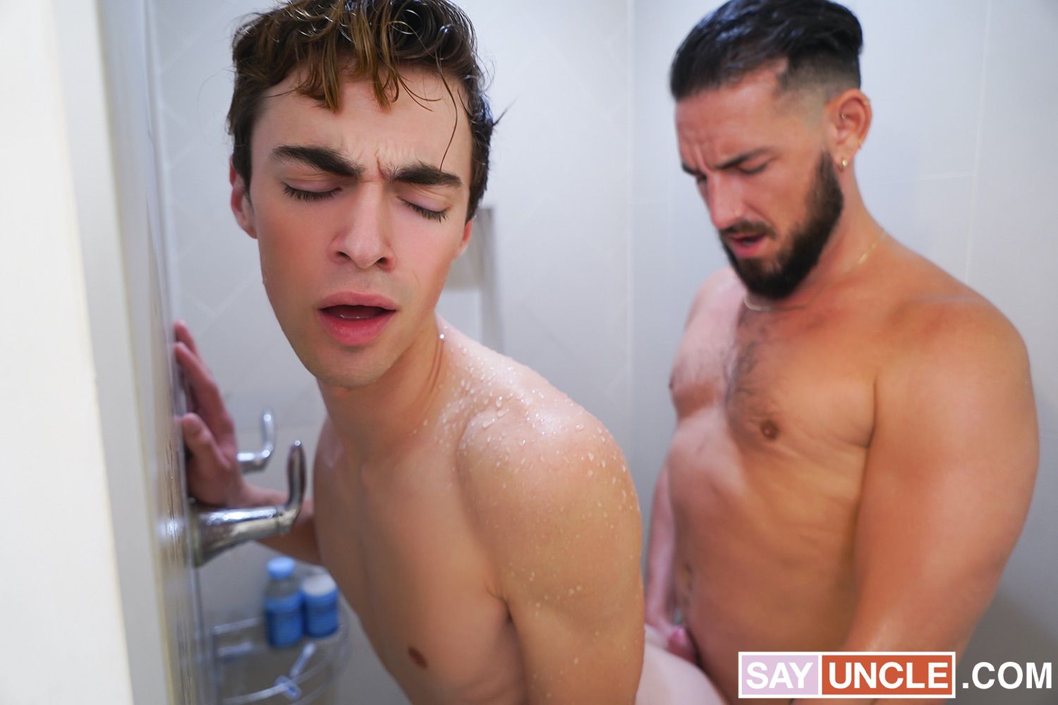 Master roderick drills twink boy while he bangs nick floyd's sinful asshole - missionary boys